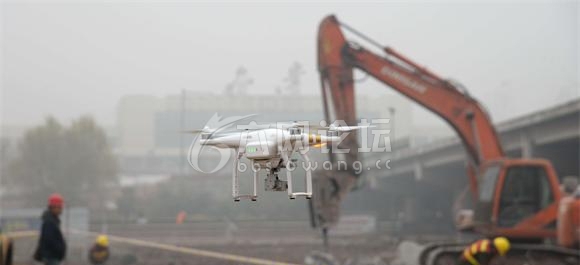 六安火车站原连接大桥破拆,周边辅道已投入使用