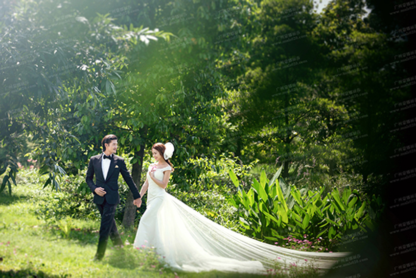 花弄影婚纱摄影_婚纱摄影