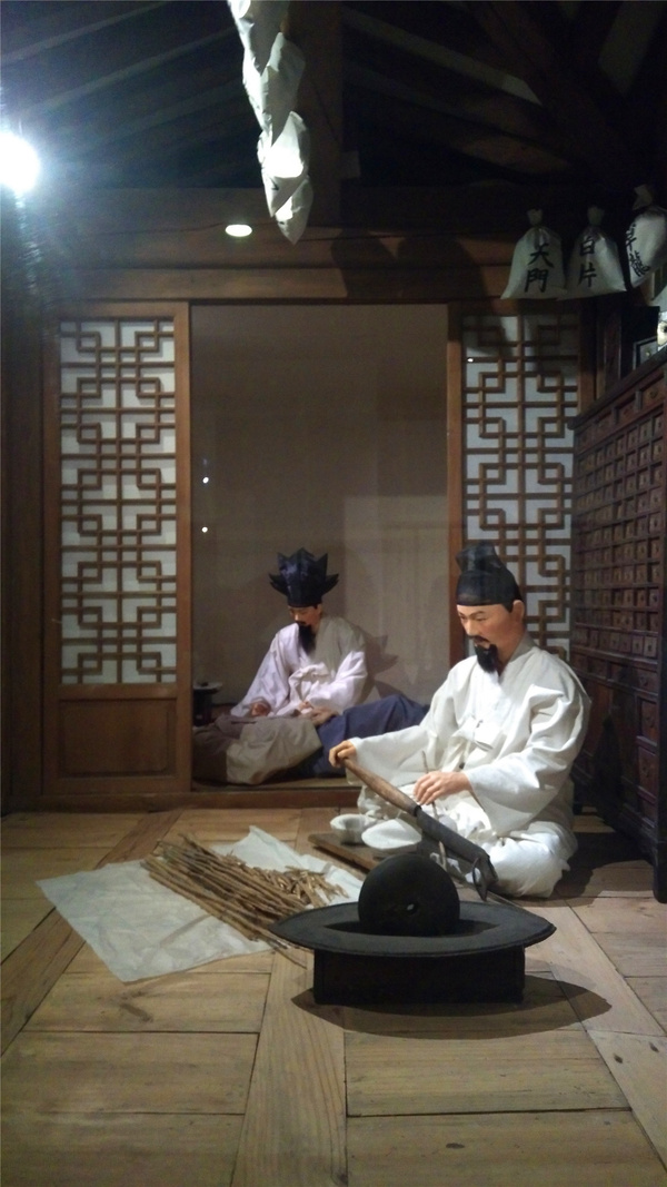 日夲人口多少_日夲性感最美图片(3)