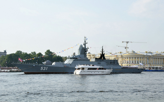细节公开 1 《观点报》13日称,事发时,俄军护卫舰"机敏"号位于爱琴海
