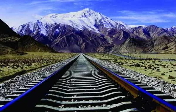 盘点世界上最美的7条铁路线,让心灵去旅行!