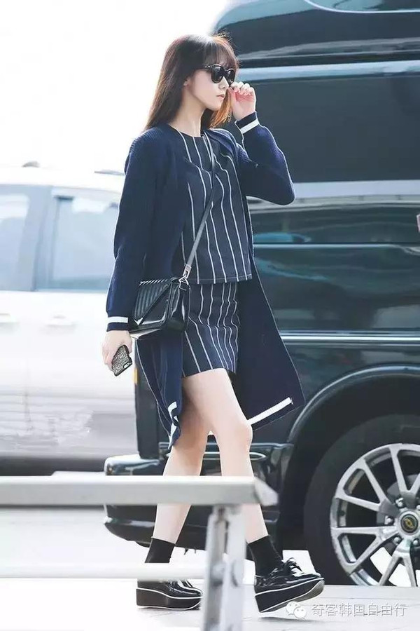 林允儿不仅颜值高还会穿,跟着她学穿搭准没错!
