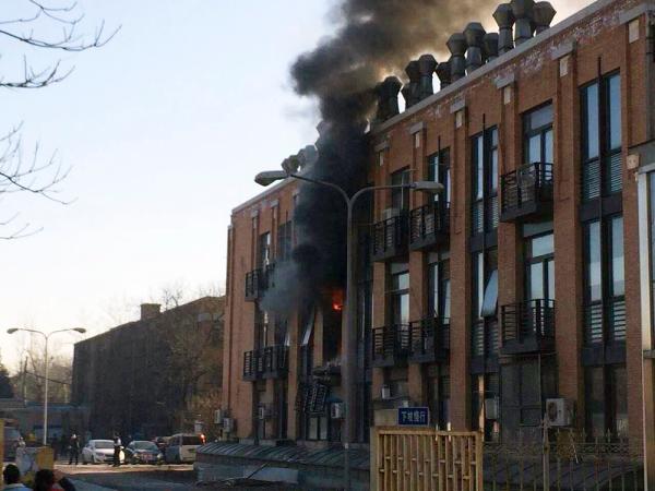 丨清华大学一实验室发生爆炸,一名博士后不幸死亡(组图,清华大学校长