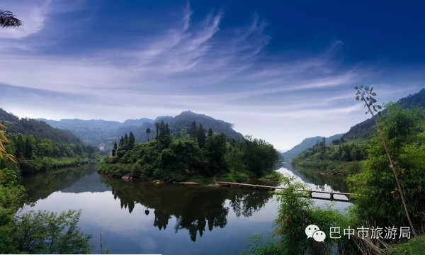 7,巴中市平昌县驷马水乡旅游景区 8,眉山市洪雅县柳江古镇旅游景区 9