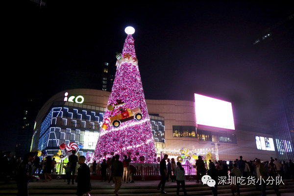 龙华ico时尚购物领地这个龙华新崛起的shopping mall,首次的圣诞亮相