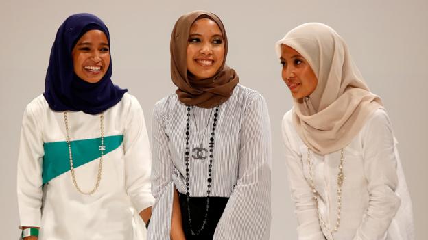 穆斯林头巾是如何成为一种时尚标志的?(组图)