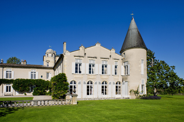 酒庄也由拉菲古堡(château lafite rothschild)扩展至遍及法国