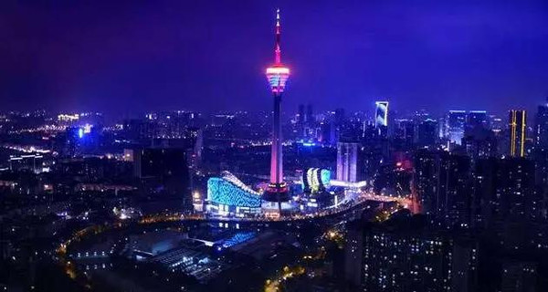 12. 习惯了爬到339电视塔去看夜景,成都夜景真的很美!