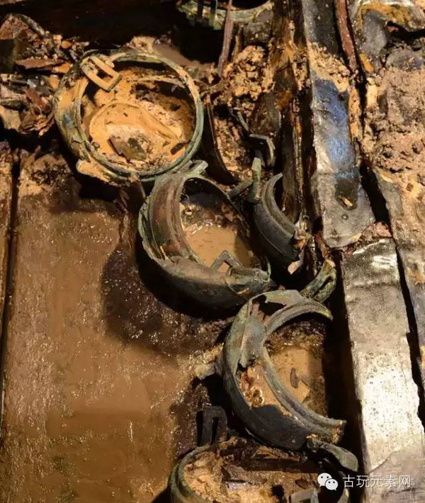 南昌西汉大墓主棺打开了,再次"惊"人!快来看看
