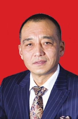 天源面业董事长照片_鸿星尔克董事长