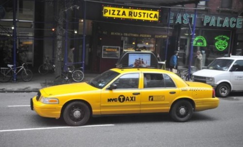 再就是在美国出租车很少.