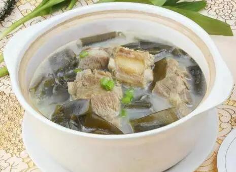 豆腐海带 排骨汤