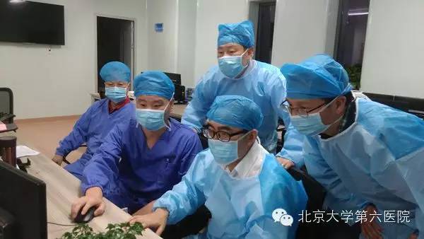 北京大学第六医院陆林院长参与深圳滑坡心理救