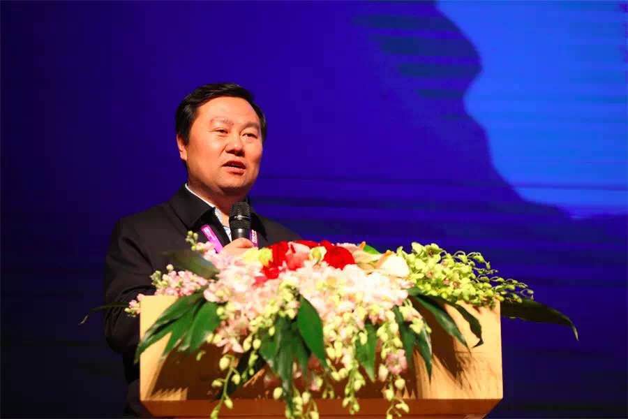 黑龙江明水县县长洪非在淘宝大学县长电商研修班一周年发布会发言
