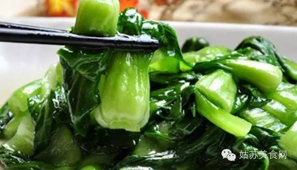 炒菜巧下盐