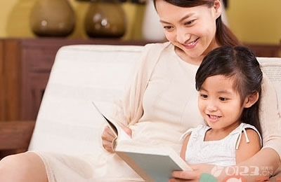 80%的家长陪孩子玩的方式是阅读 你也是这样
