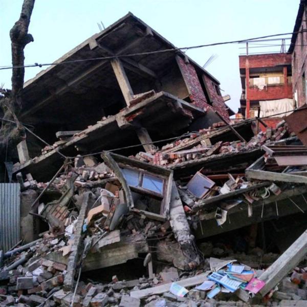 印度6.8级地震至少6人死亡 中国西藏受波及