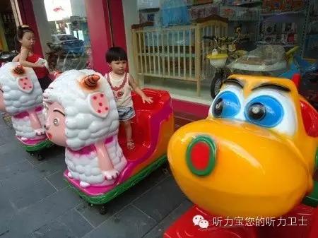 "妈妈,我要玩摇摇车",孩子的祈求你轻易同意了