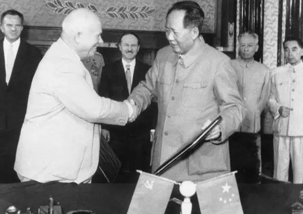 赫鲁晓夫对中国怎么样