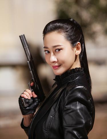《刀光枪影》日前正在河北,重庆卫视黄金档热播,唐妤萌在剧中饰演的