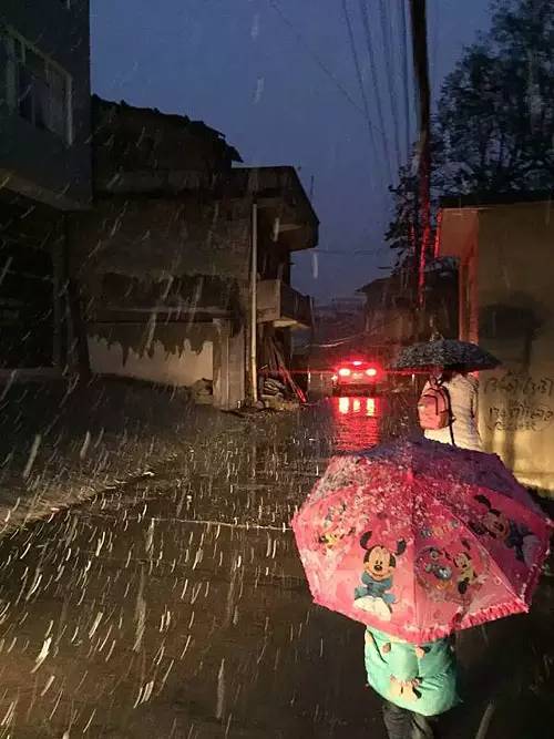 2016年利川人口_2016年利川美丽冻人的第一场雪,你出门感受了吗