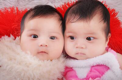 试管婴儿双胞胎跟单胎费用一样吗?