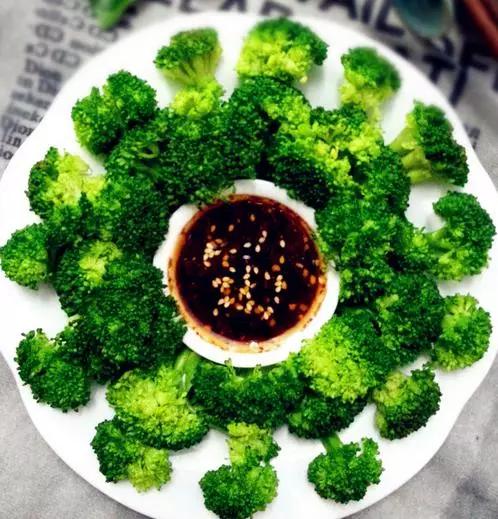 11.凉拌西兰花