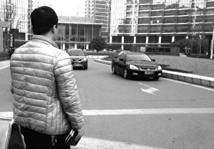 男子被人冒名注册公司 自办公司没法正常经营