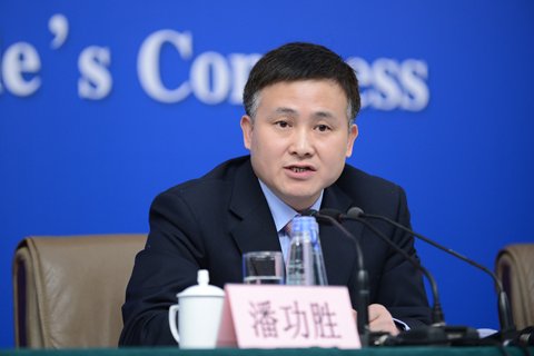 潘功胜。资料图