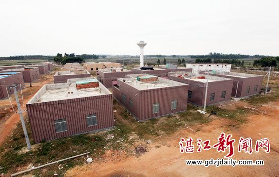 吴智恒 摄两年前,雷州市纪家镇沙口村在新农村建设中,采取统一规划