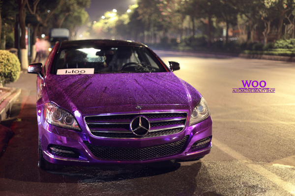奔驰cls300车身贴膜改色镜面电镀紫湿身诱惑