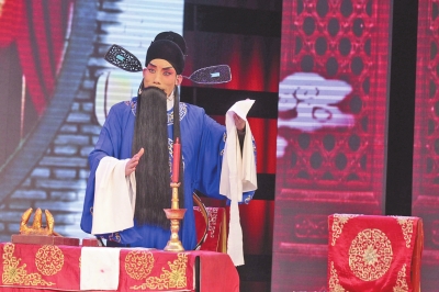 豫剧名家贾廷聚携弟子宋子根演出《血溅乌纱》(图),,.
