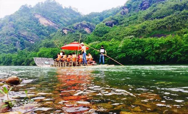 旅游 正文  文/叶商伟 图/云河漂流官方通知武夷山云河漂流旅游有限