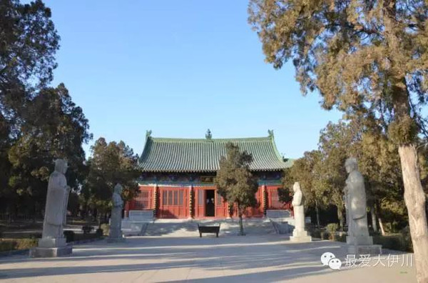 程园位于伊川县城西侧1公里处,始建于公元1090年,是北宋时期著名的