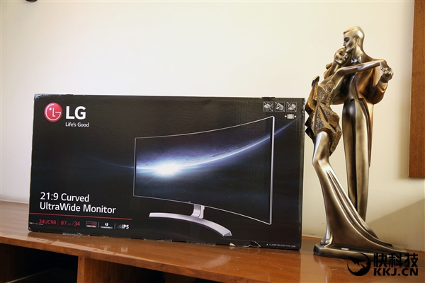 全球首发！LG 21:9曲面超宽显示器图赏：一眼被惊艳