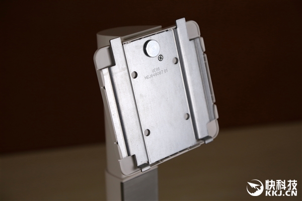 支架头部与显示器相连的部分，UC98专用。