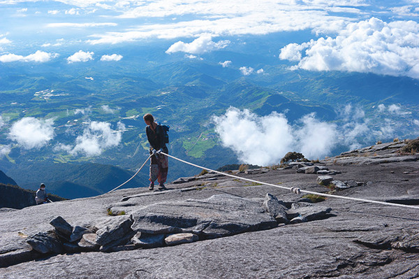 登顶东南亚最高峰—马来西亚沙巴神山