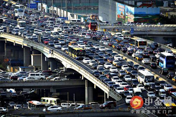 北京拥堵人均年亏近8000元 北京成2015年最堵城市(图)