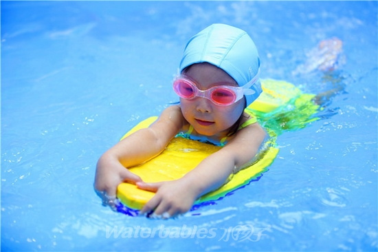 水孩子水育早教:婴儿游泳与早期教育的完美结
