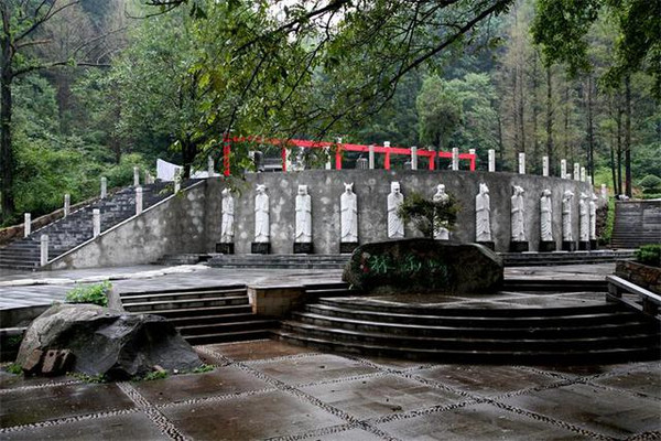 信阳灵山风景名胜区