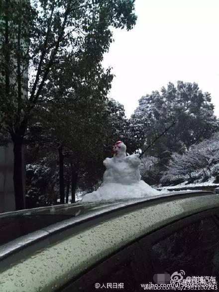寒潮来袭 全国车主都变成了这样...