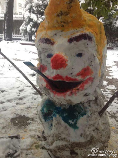 雪人联手寒潮占领朋友圈 网友呼吁规范雪人标准