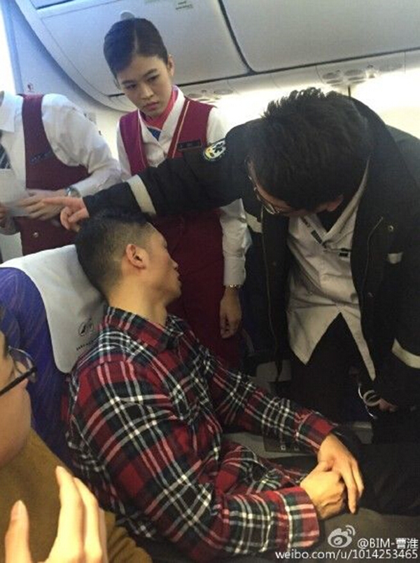 乘客空中逐渐失去意识 上海飞南宁航班紧急返