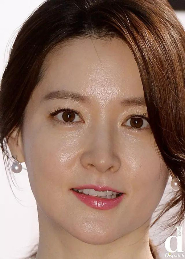 高清镜头下韩国女星真实皮肤是这样的