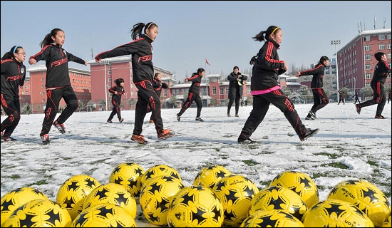 一刻足球与外籍教练助力湖北省青少年足球精英