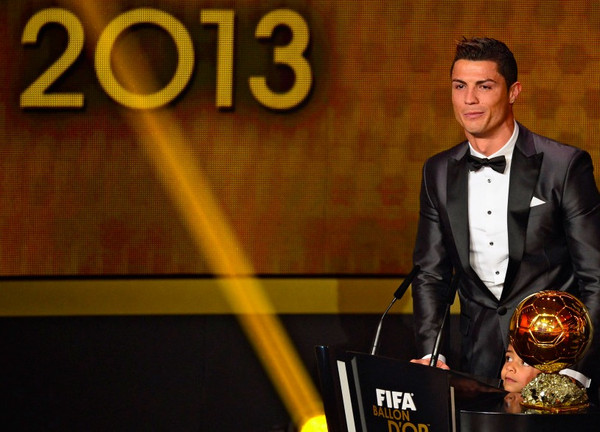 [彩88] 回顾:历届FIFA金球奖颁奖典礼