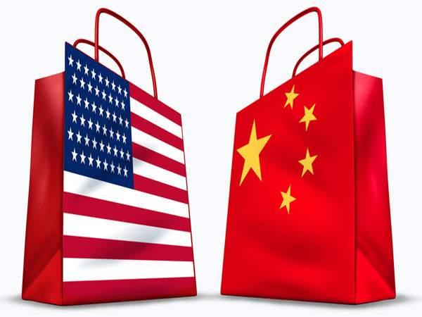 中国成为美国最大的贸易伙伴(双语)