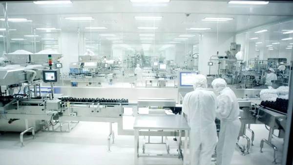 是时候把传统营销中B(Business)端之间的过度关注和博弈转变为对C(Customers)端消费者的关注上,关注消费者的体验,解决消费者的问题,这才是我们对消费者的核心价值。产品销售只是“中点”,不是“终点”。