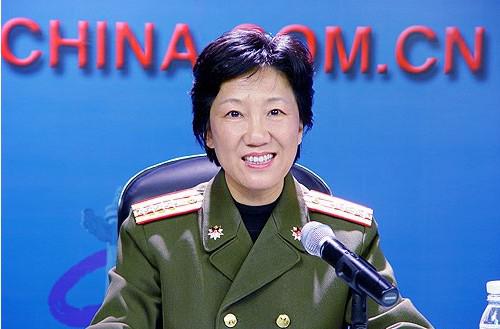 她是中国的女少将却敢于与美国国务卿正面叫板