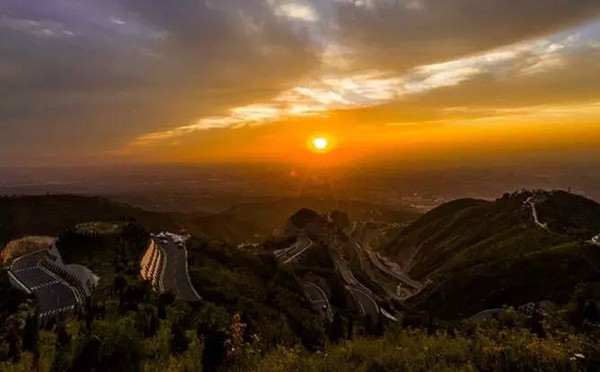 其中"骊山"值得一提.